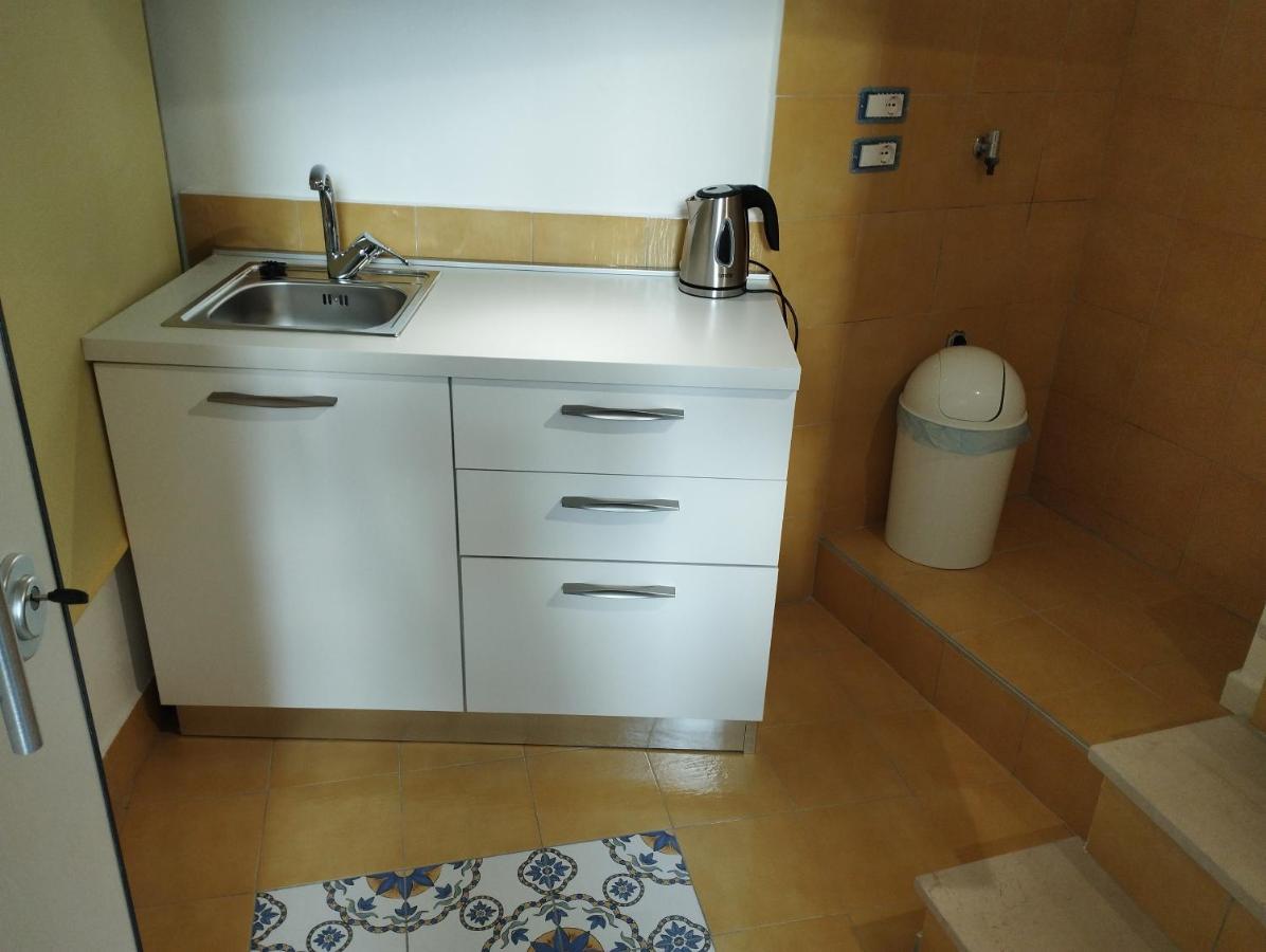 La Bomboniera B&B Amalfi Coast Vietri Luaran gambar